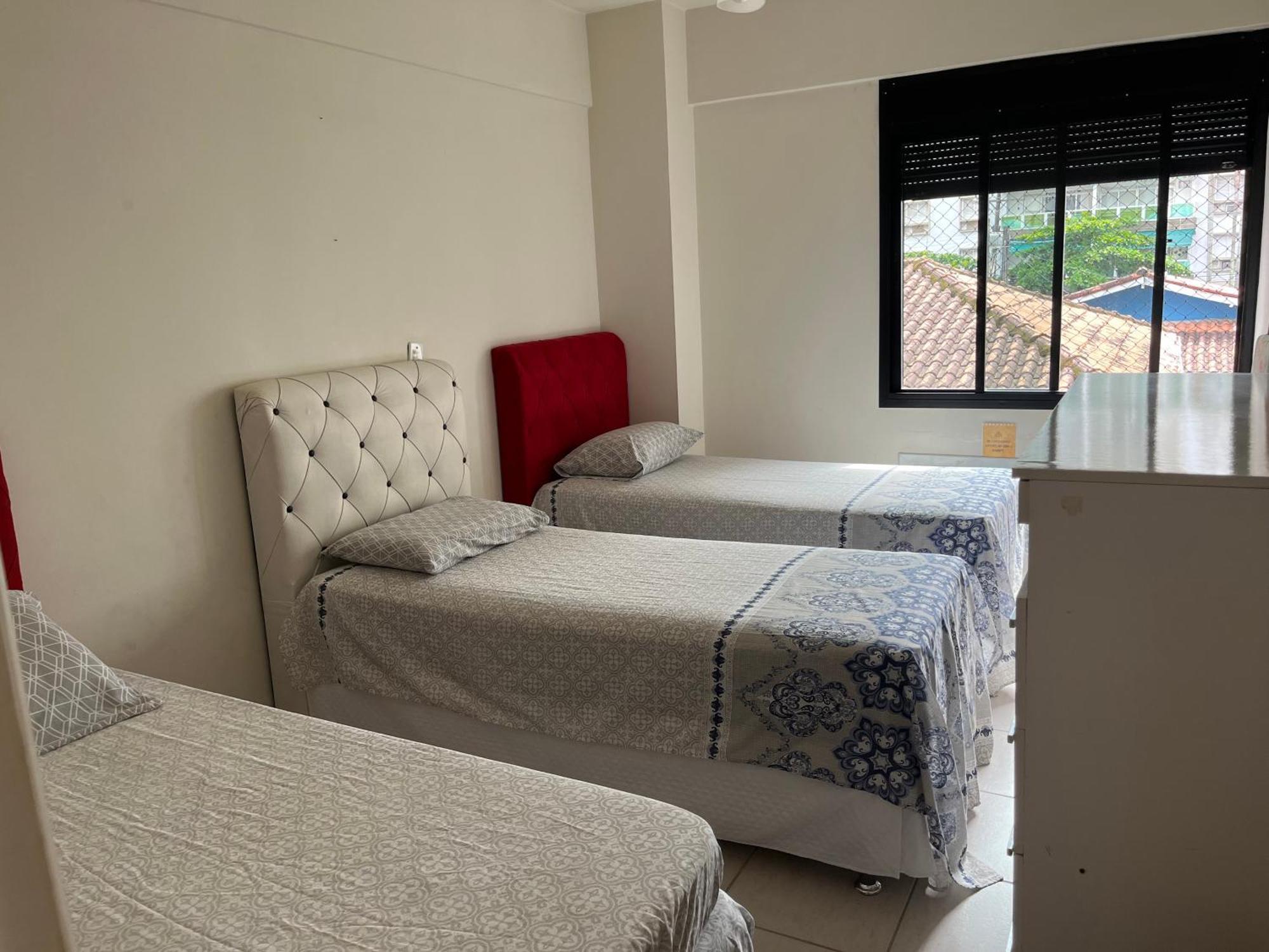Apartamento Amplo: Praia Próxima em Área Nobre do Guarujá Exterior photo